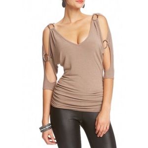 2B Bebe V-Neck Cold Shoulder Ring Top